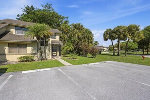 9364 Ketay Cir in Boca Raton, FL - Building Photo