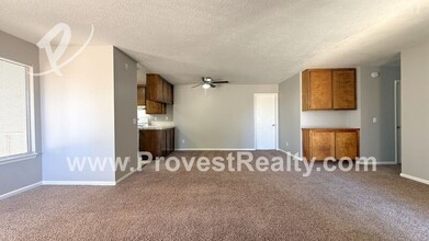 11833 Arroyo Ave in Hesperia, CA - Building Photo - Building Photo