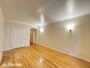 532 W Arlington Pl, Unit A04C in Chicago, IL - Building Photo - Building Photo