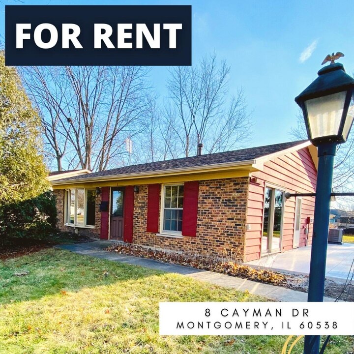 8 Cayman Dr in Montgomery, IL - Building Photo
