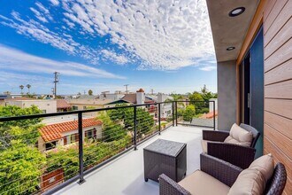 827 Island Ct in San Diego, CA - Building Photo - Building Photo