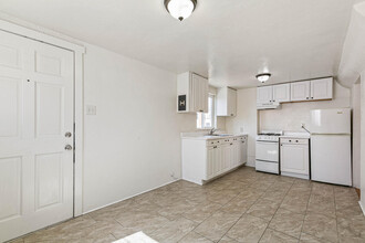 18 W Arkansas Ave in Denver, CO - Building Photo - Interior Photo