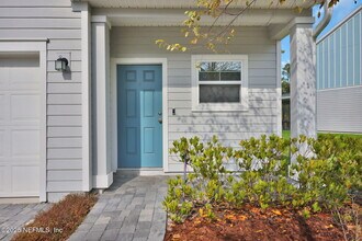 180 Boracay Cir in Saint Johns, FL - Building Photo - Building Photo