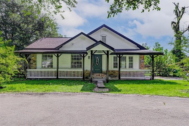 property at 10910 Maple Leaf St
