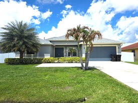 1730 SW California Blvd in Port St. Lucie, FL - Building Photo