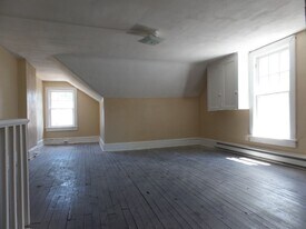 124 S Walter Ave in Trenton, NJ - Building Photo