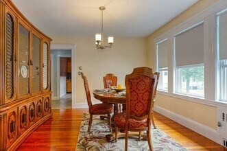 285 Beech St in Belmont, MA - Building Photo - Building Photo