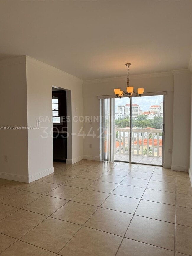 22 Salamanca Ave