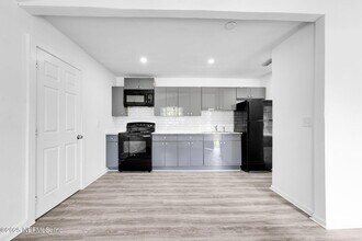 9155 Sibbald Rd in Jacksonville, FL - Building Photo - Building Photo