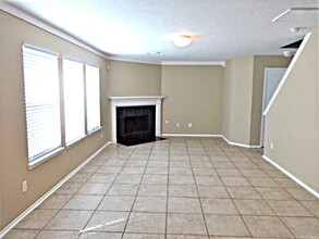 16403 Lynn Crest Ct in Houston, TX - Building Photo - Building Photo