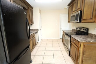 5307 Vine Dr in Valdosta, GA - Building Photo - Building Photo
