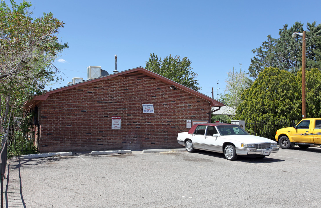 Valencia in Albuquerque, NM - Foto de edificio