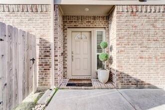 529 N 6th St in La Porte, TX - Building Photo - Building Photo