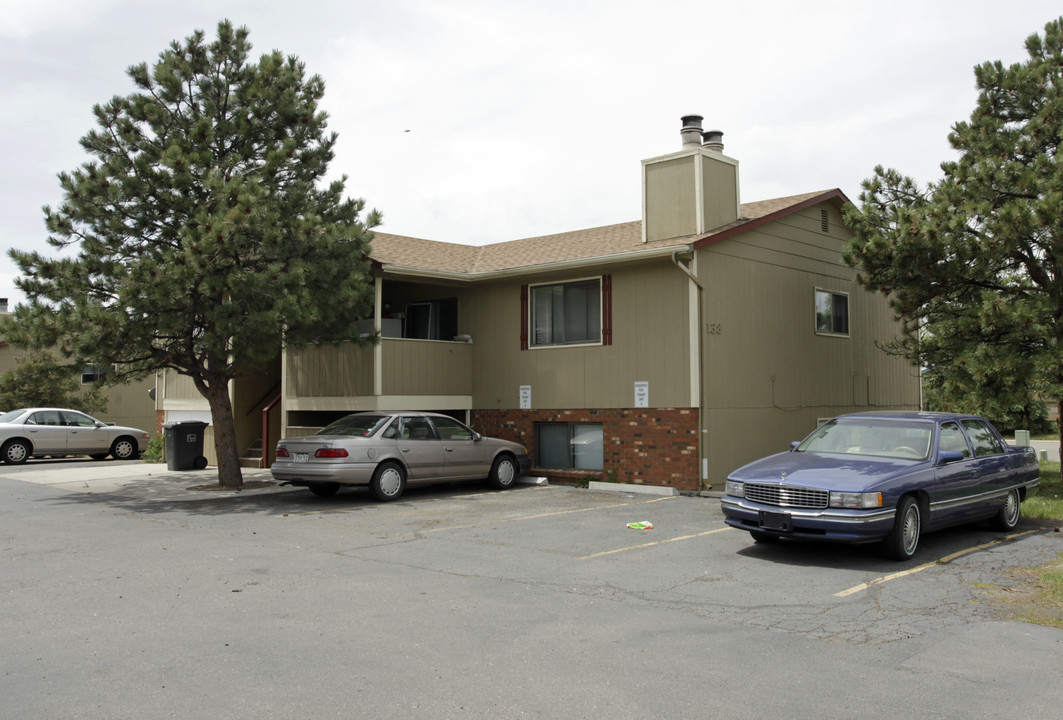 138 Juniper Pl in Loveland, CO - Foto de edificio