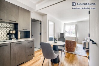 101 E 10th St-Unit -FL4-ID940 in New York, NY - Building Photo - Building Photo