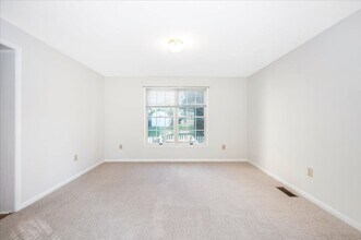 3858 Clay St in Point Of Rocks, MD - Building Photo - Building Photo