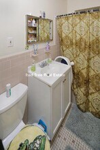 26 Allston St, Unit 12 in Boston, MA - Foto de edificio - Building Photo