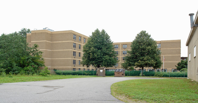 Coliseum Senior Residence in Nashua, NH - Building Photo - Building Photo