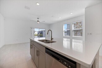 11708 Glenside Ter in Palmetto, FL - Building Photo - Building Photo