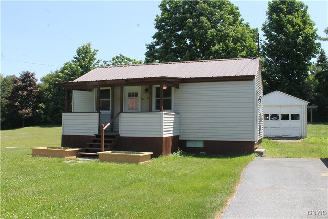 169 W Remington St in Black River, NY - Building Photo - Building Photo