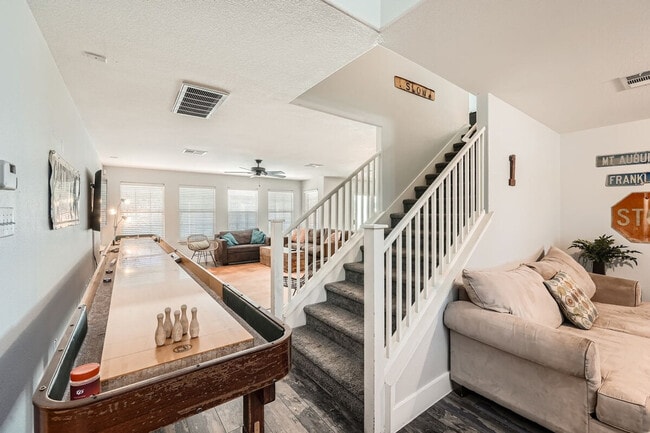 1101 Coopers Hawk Path in Pflugerville, TX - Building Photo - Building Photo