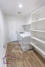 2325 W Mobile Ln in Phoenix, AZ - Building Photo - Building Photo
