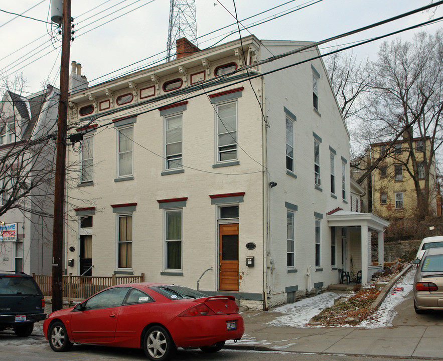 2339-2341 W Clifton Ave in Cincinnati, OH - Building Photo