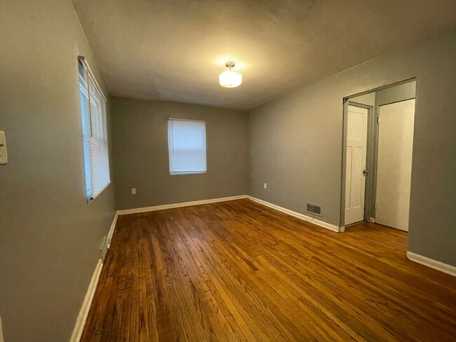 2418 Diamond St in Gary, IN - Building Photo - Building Photo