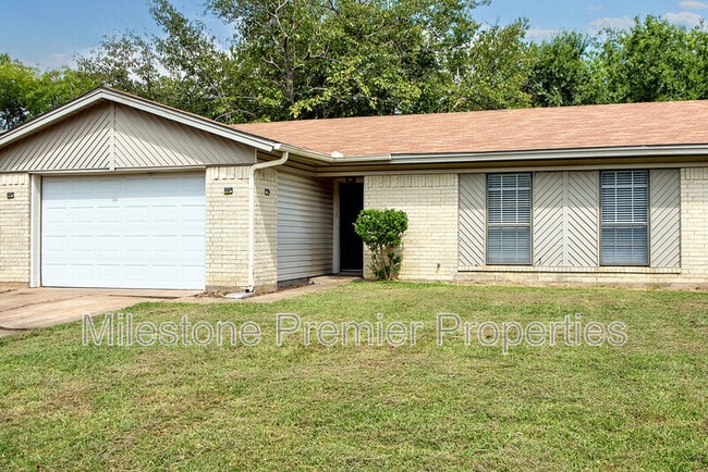401 Utah St in Sherman, TX - Building Photo - Building Photo