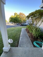 555 Lighthouse Dr in Vallejo, CA - Building Photo - Building Photo