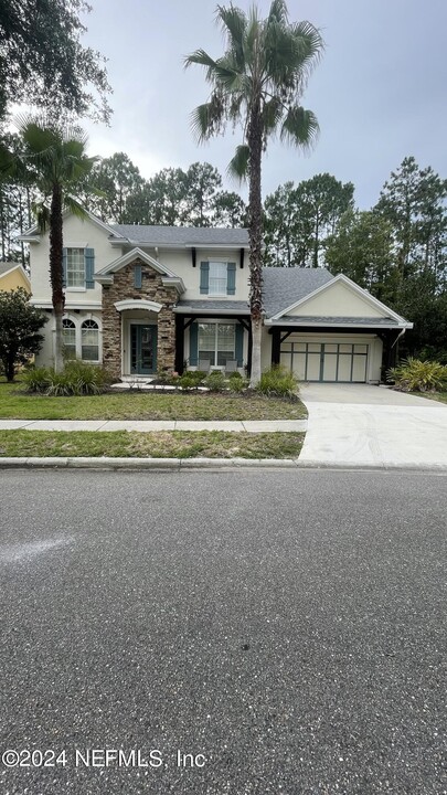 372 Alvar Cir in Jacksonville, FL - Building Photo