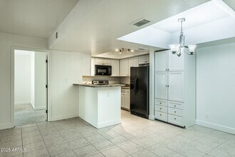 5402 E Windsor Ave in Phoenix, AZ - Building Photo - Building Photo