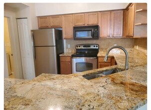 1111 Myrtlewood Cir E in Palm Beach Gardens, FL - Building Photo - Building Photo