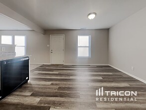 3339 Hapsburg Way in Indianapolis, IN - Building Photo - Building Photo