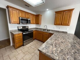 707 Ames Dr in Columbia, MO - Building Photo