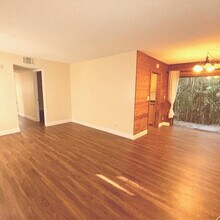 1826 N Dixie Hwy in Fort Lauderdale, FL - Building Photo - Building Photo