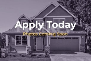 311 Goldenrod Dr in Stockbridge, GA - Building Photo