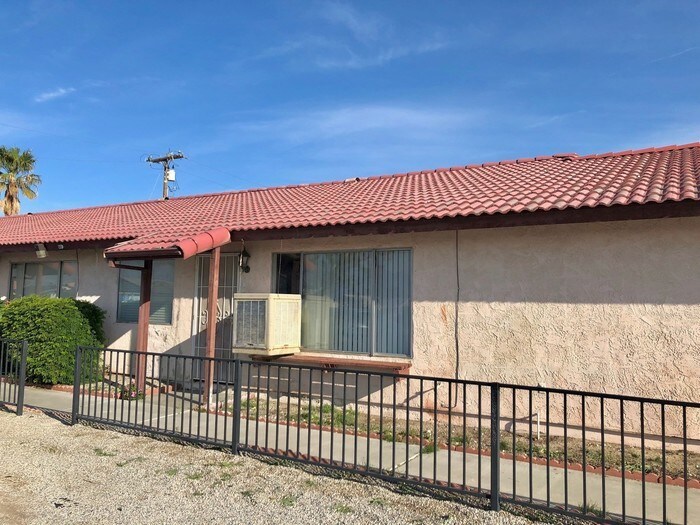 66300 Ironwood Dr-Unit -A in Desert Hot Springs, CA - Building Photo
