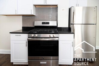 3821 N Greenview Ave in Chicago, IL - Building Photo - Building Photo