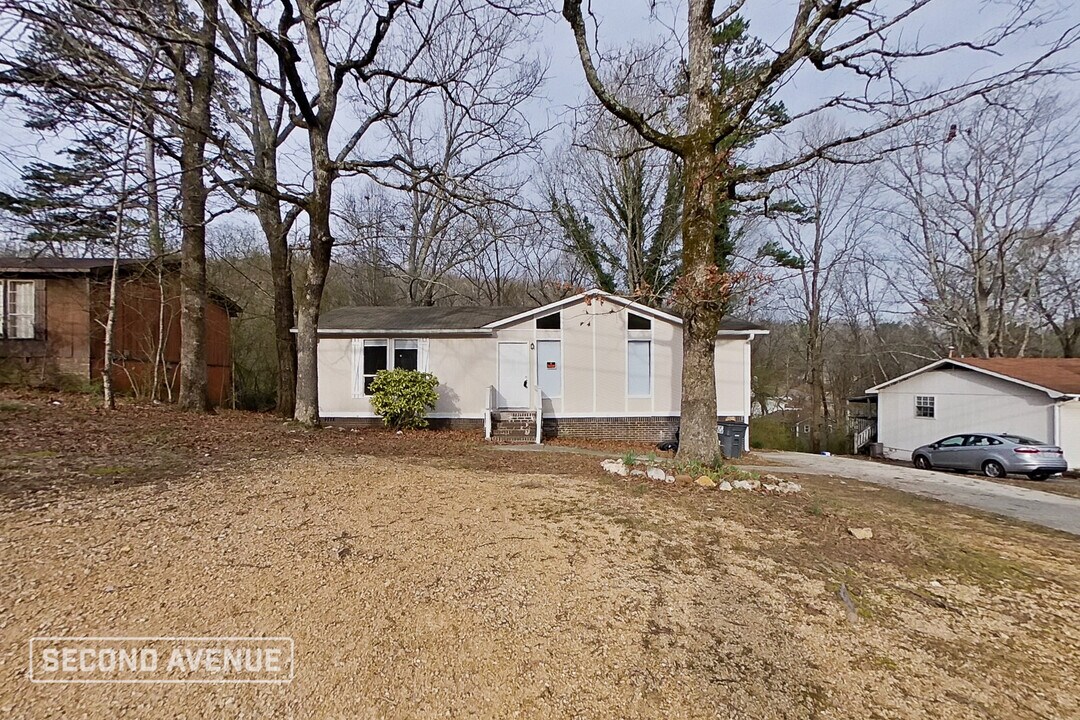 5764 Desoto Dr in Pinson, AL - Building Photo
