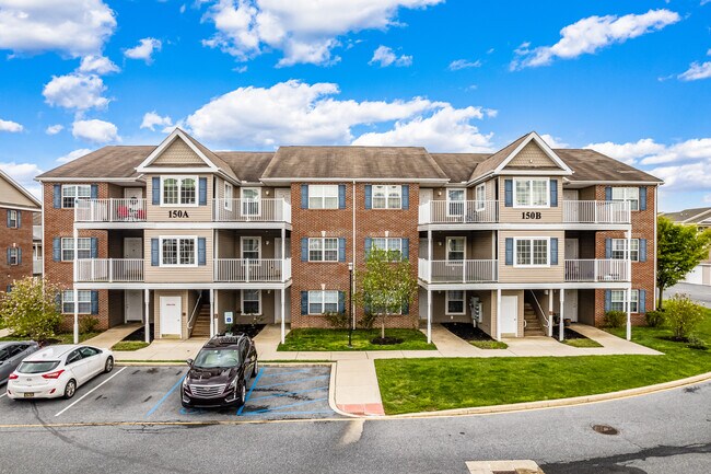 The Village at Blue Hen in Dover, DE - Building Photo - Building Photo