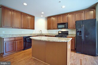 4539 Whittemore Pl in Fairfax, VA - Building Photo - Building Photo
