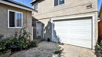 1829 1/2 E 63rd Street Unit in Los Angeles, CA - Building Photo
