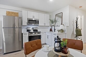 Westwater Village in Olympia, WA - Foto de edificio - Building Photo