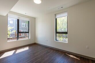 166 Main St in Watertown, MA - Building Photo - Building Photo