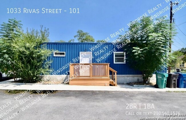 1033 Rivas St in San Antonio, TX - Building Photo - Building Photo