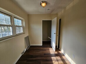 1521 Mutual St in Pittsburgh, PA - Building Photo - Building Photo