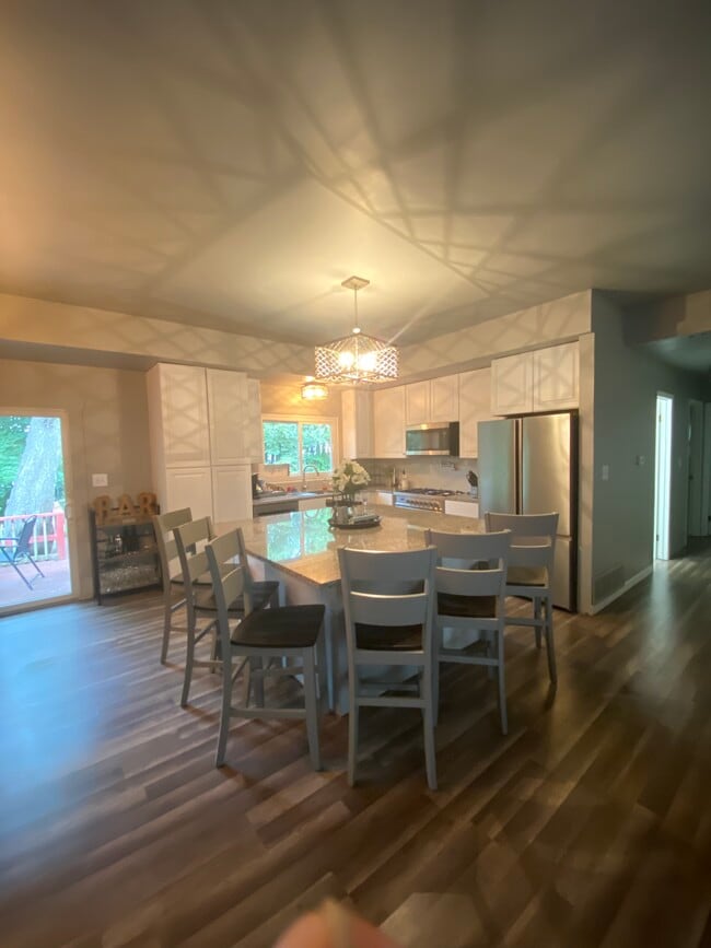 23 Concord Dr in Saratoga Springs, NY - Building Photo - Building Photo