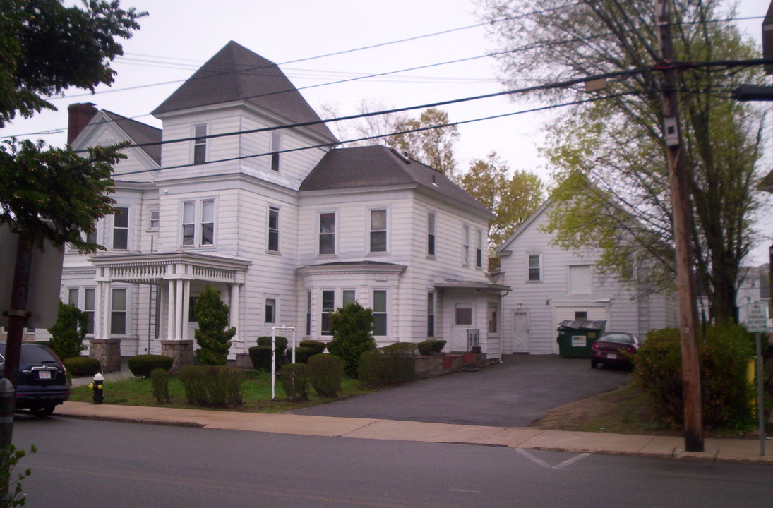 23 Pearl St in Stoughton, MA - Building Photo