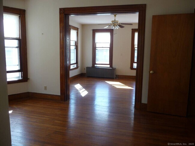 163 Livingston St in New Haven, CT - Building Photo - Building Photo